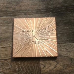 UrbanDecay Naked Ultimate Basics eyeshadow palette